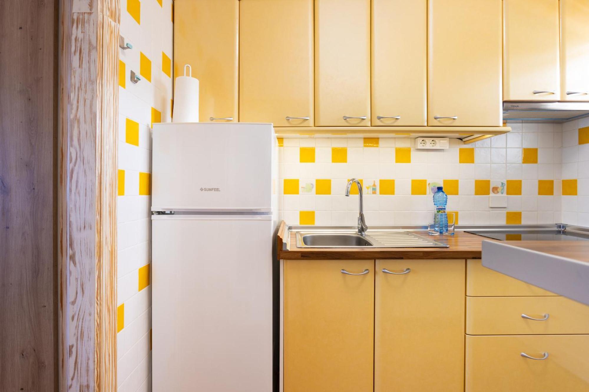 Cozy Seafront Studio With Balcony & Ocean Views San Marcos  외부 사진
